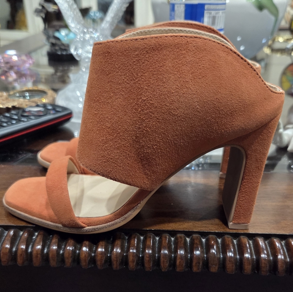 42 GOLD Women's Suede Heels in Orange